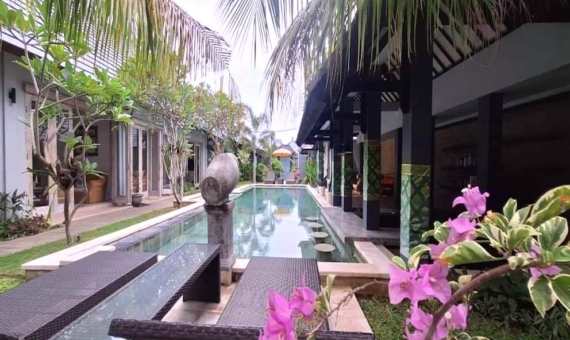 Yearly Rent Sanur Beach Villa 4 Bedrooms